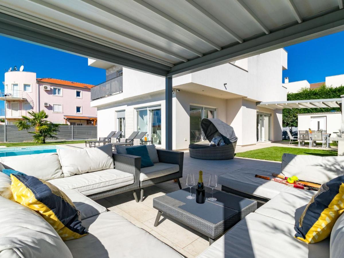 Virtus - Nvg360 By Interhome * Brtonigla